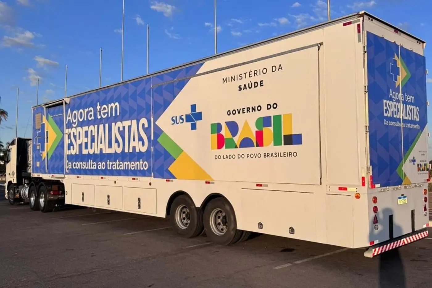 Unidade móvel Agora Tem Especialista — Ministério da Saúde · Governo do Brasil